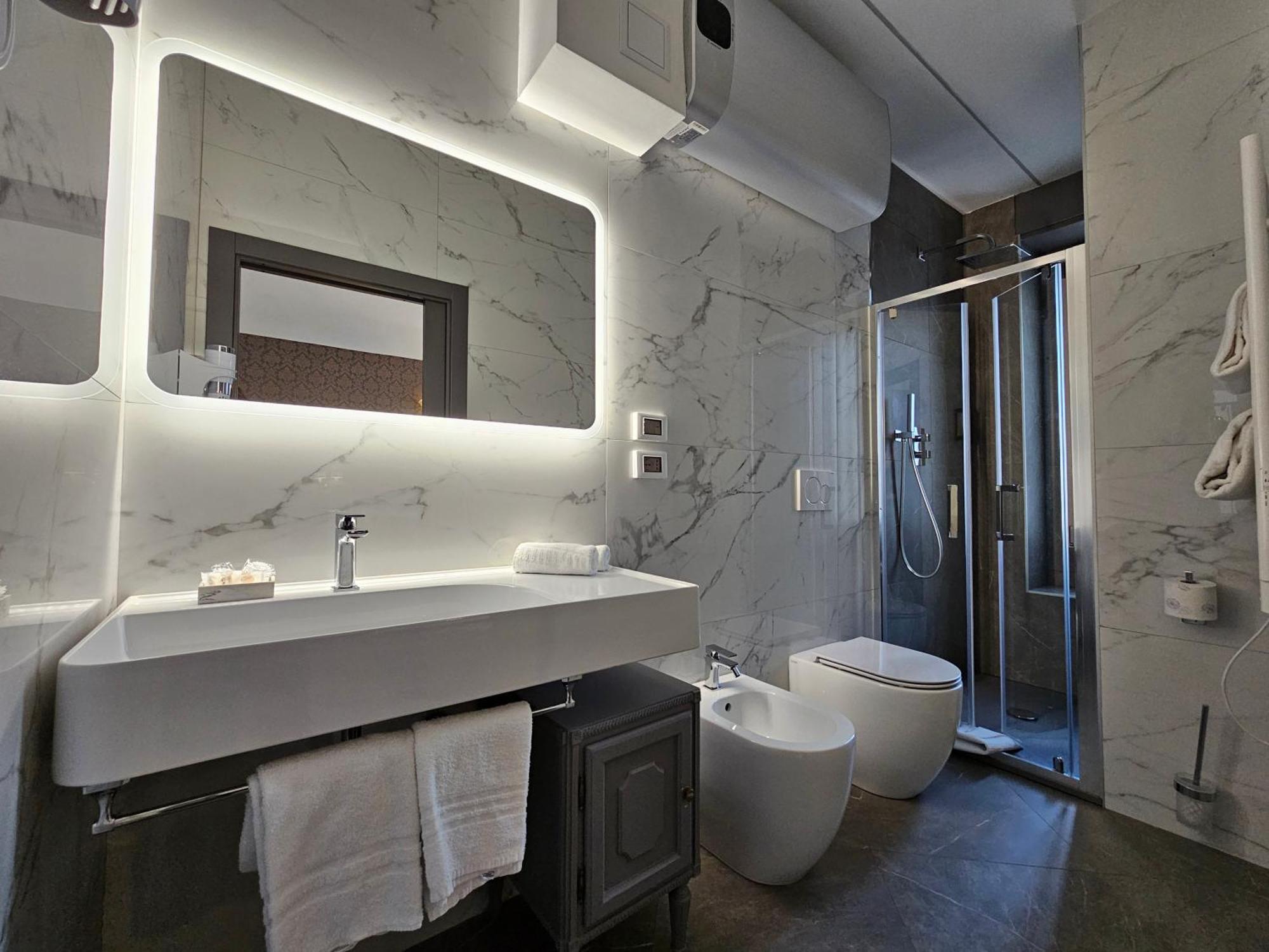 Dorolea Rooms Torino Centro Екстер'єр фото